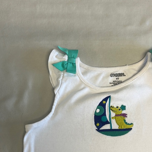 Gymboree White Cotton Tank Top with Green green bows and embroidered design - Picture 3 of 4